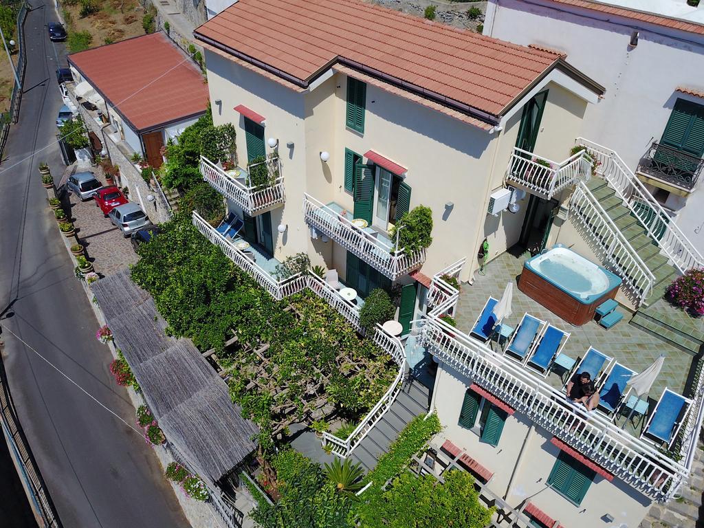 Locanda Degli Agrumi Conca dei Marini Eksteriør billede